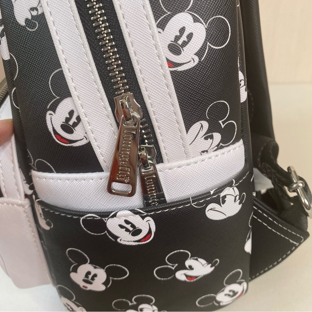 NWT Loungefly Disney Parks Mickey Mouse Backpack Black and White - Picture 7 of 8